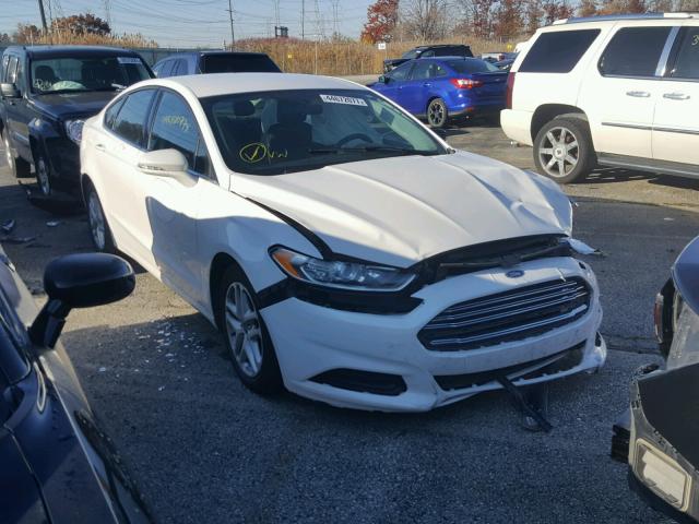 1FA6P0H7XG5120768 - 2016 FORD FUSION SE WHITE photo 1