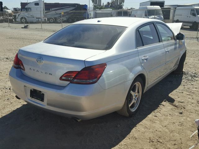 4T1BK36B49U343652 - 2009 TOYOTA AVALON XL SILVER photo 4