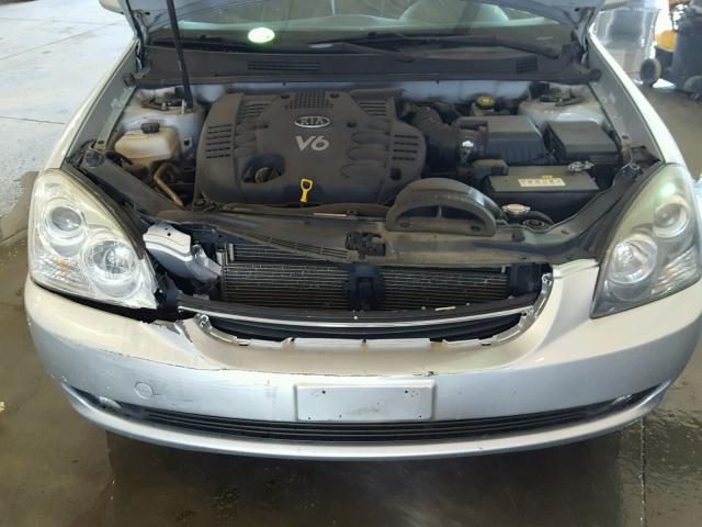 KNAGE124775124914 - 2007 KIA OPTIMA LX SILVER photo 7