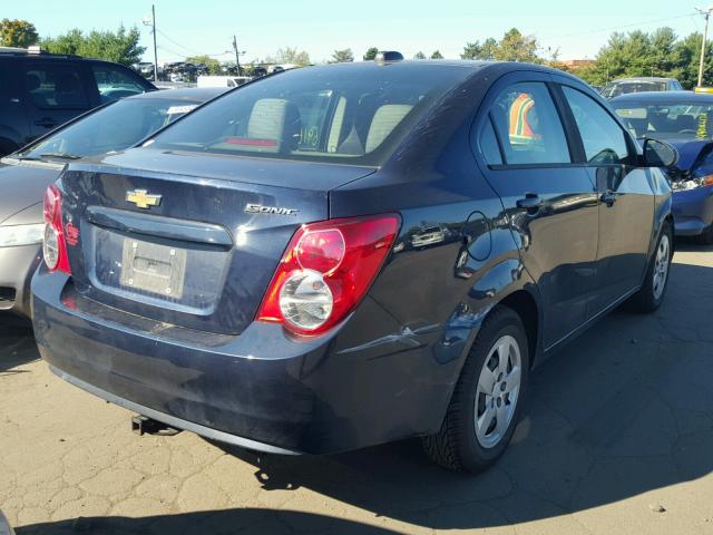 1G1JB5SH6F4171618 - 2015 CHEVROLET SONIC LS 蓝色 照片 4