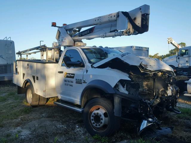 3C7WRNAL2FG706285 - 2015 RAM 5500 WHITE photo 1