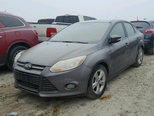 1FADP3F26EL381436 - 2014 FORD FOCUS SE GRAY photo 2