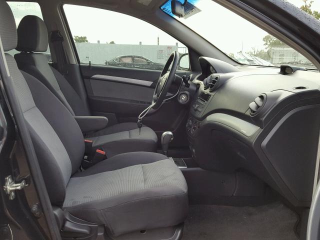 KL1TD6DE1BB213015 - 2011 CHEVROLET AVEO LS BLACK photo 5