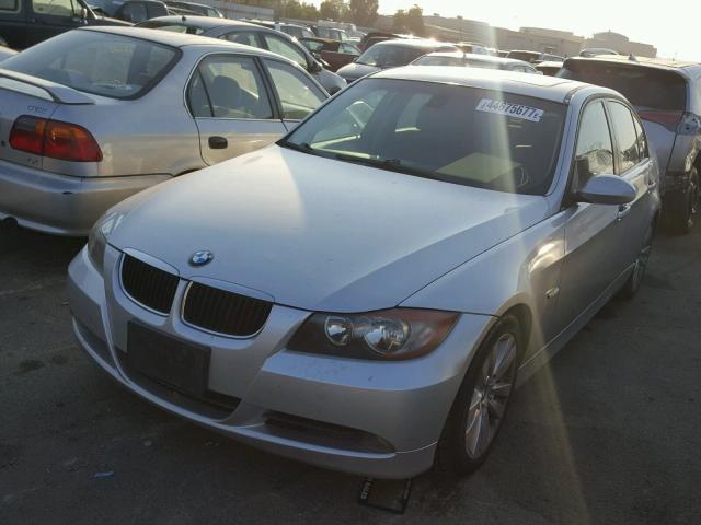 WBAVB17576NK39772 - 2006 BMW 325 I AUTO SILVER photo 2