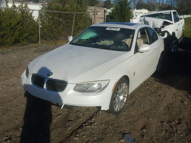 WBAKF3C54BE566861 - 2011 BMW 328 XI WHITE photo 2