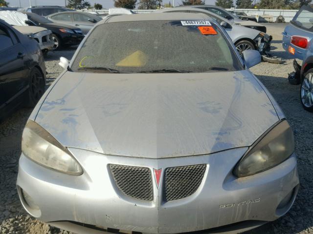 2G2WP522641285688 - 2004 PONTIAC GRAND PRIX SILVER photo 7