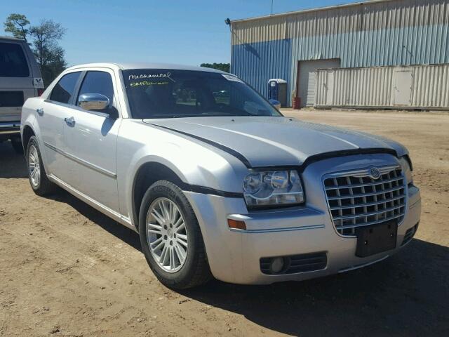 2C3CA5CV7AH233289 - 2010 CHRYSLER 300 TOURIN SILVER photo 1