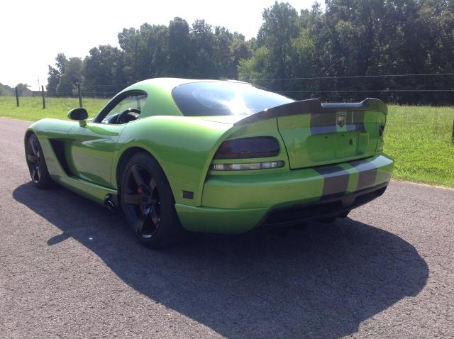 1B3JZ69Z28V200540 - 2008 DODGE VIPER SRT- GREEN photo 3