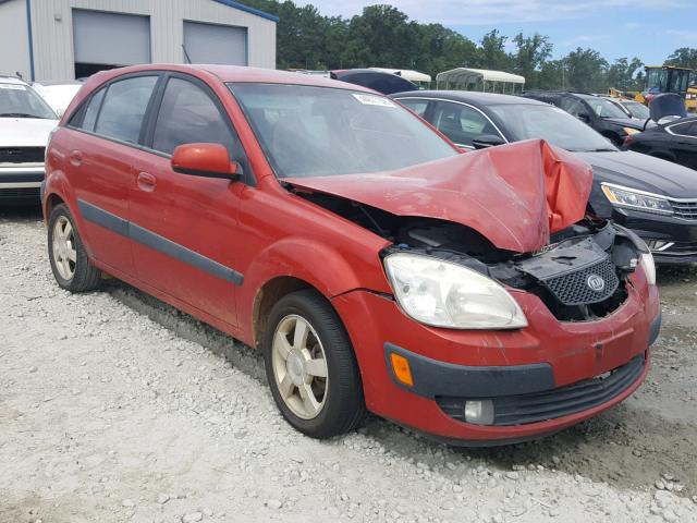 KNADE163766057938 - 2006 KIA RIO 5 RED photo 1