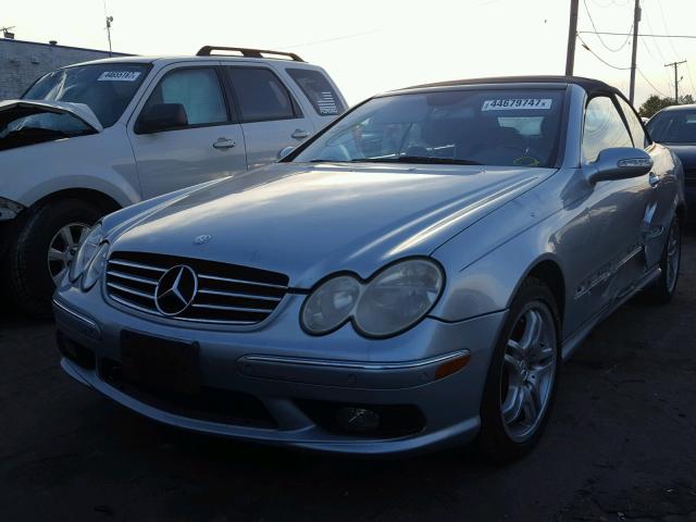 WDBTK75G65T054199 - 2005 MERCEDES-BENZ CLK 500 GRAY photo 2