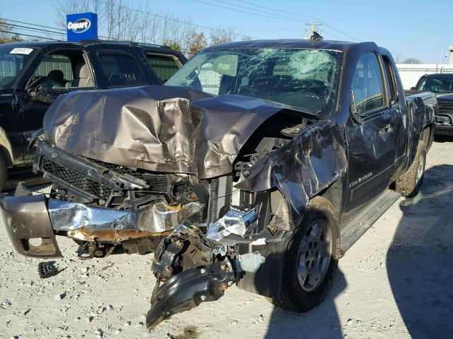 1GCEC190X7Z535624 - 2007 CHEVROLET SILVERADO BROWN photo 2