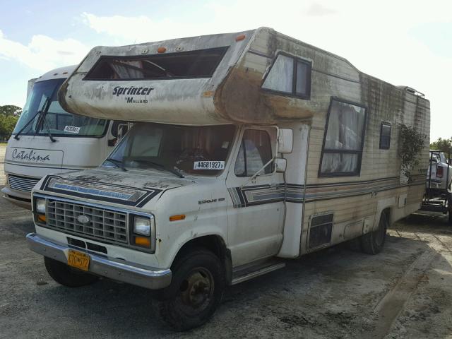 1FDKE30G6JHB52419 - 1988 FORD ECONOLINE WHITE photo 2