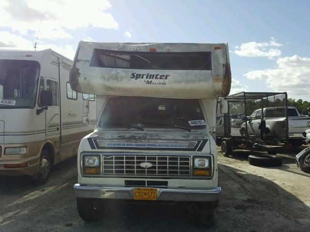 1FDKE30G6JHB52419 - 1988 FORD ECONOLINE WHITE photo 9