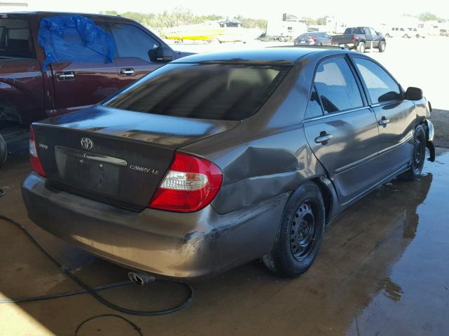 4T1BE32K94U921024 - 2004 TOYOTA CAMRY LE GRAY photo 4