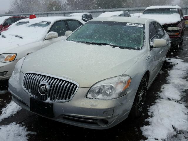 1G4HA5EM6AU123378 - 2010 BUICK LUCERNE CREAM photo 2