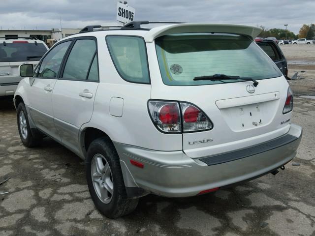 JTJHF10UX10193640 - 2001 LEXUS RX 300 WHITE photo 3