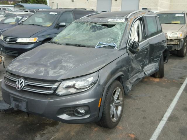 WVGTV7AX1HK017128 - 2017 VOLKSWAGEN TIGUAN SPO CHARCOAL photo 2