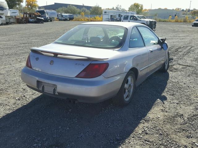 19UYA1255VL007824 - 1997 ACURA 2.2CL SILVER photo 4