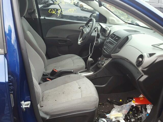 1G1JA6SH3D4246815 - 2013 CHEVROLET SONIC LS 蓝色 照片 5