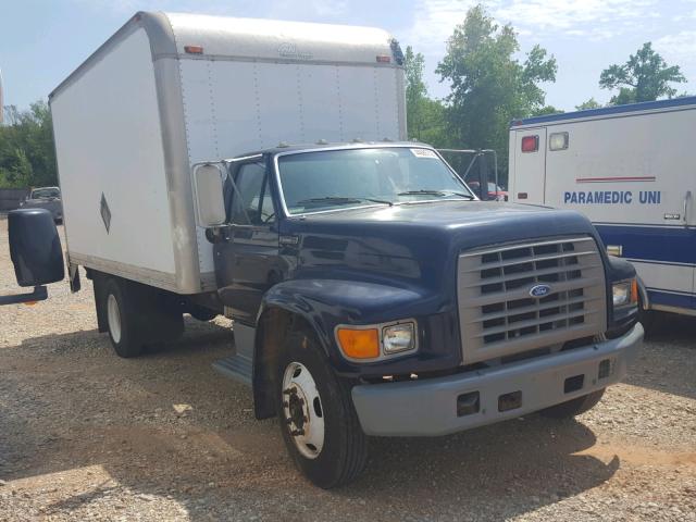 1FDNF70J0TVA18698 - 1996 FORD F700 BLUE photo 1