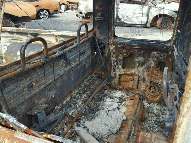 1N6MD29Y54C455096 - 2004 NISSAN FRONTIER C BURN photo 6