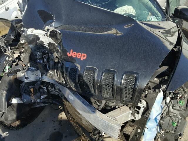 1C4PJMCS0EW301050 - 2014 JEEP CHEROKEE L BLACK photo 7