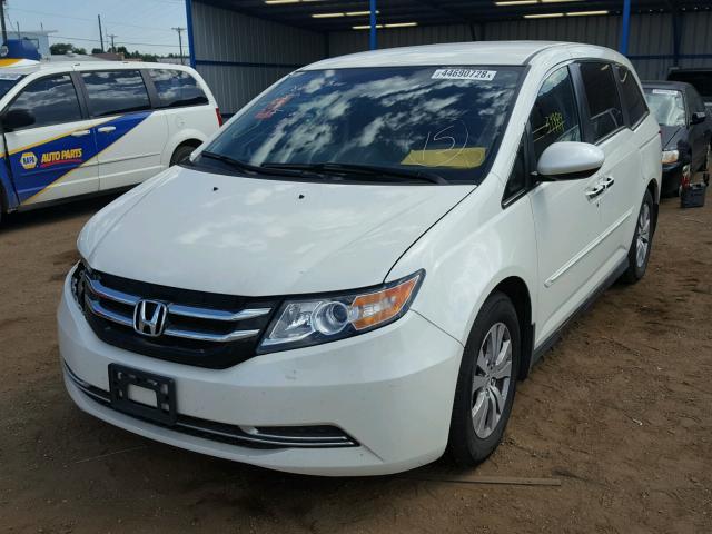 5FNRL5H32GB056883 - 2016 HONDA ODYSSEY SE WHITE photo 2