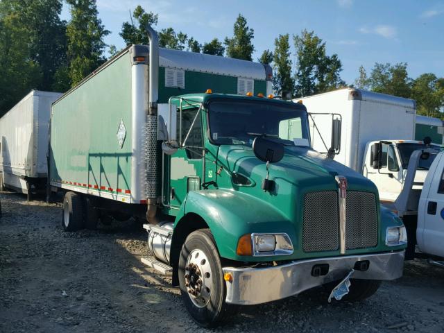 2NKMHD7X45M081503 - 2005 KENWORTH CONSTRUCTI GREEN photo 1