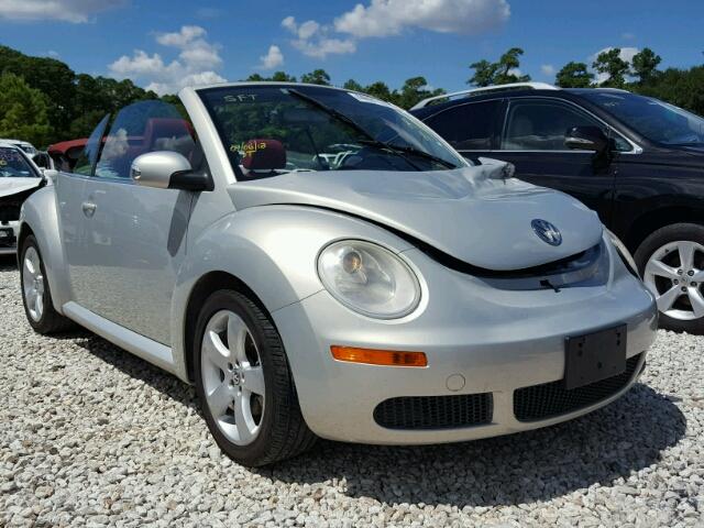 3VWSF31Y49M411857 - 2009 VOLKSWAGEN NEW BEETLE Gümüş foto 1