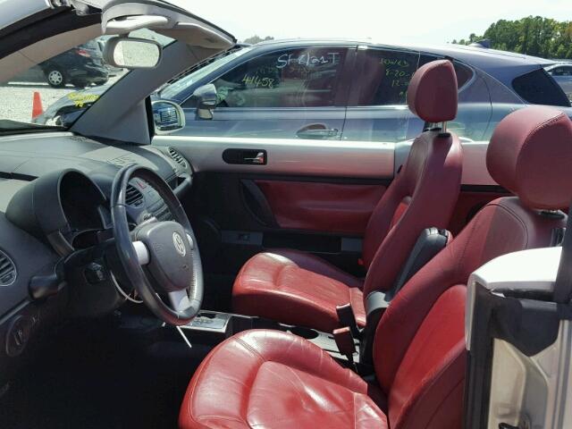 3VWSF31Y49M411857 - 2009 VOLKSWAGEN NEW BEETLE Gümüş foto 9