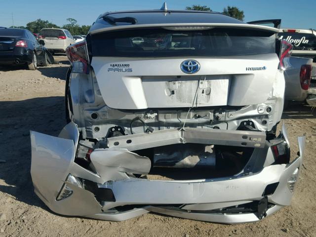 JTDKARFU4G3015453 - 2016 TOYOTA PRIUS SILVER photo 9