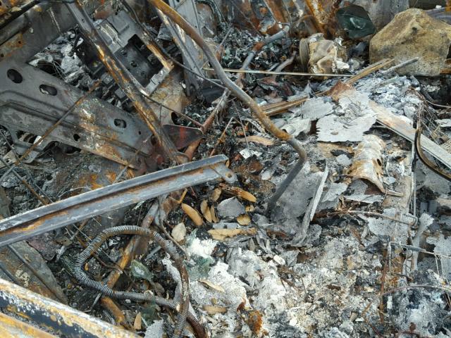 JH4KB16525C014756 - 2005 ACURA RL BURN photo 6