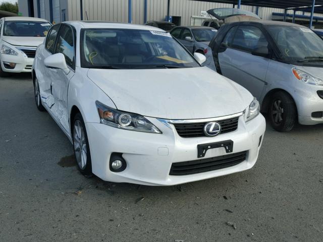 JTHKD5BHXD2142958 - 2013 LEXUS CT 200 WHITE photo 1