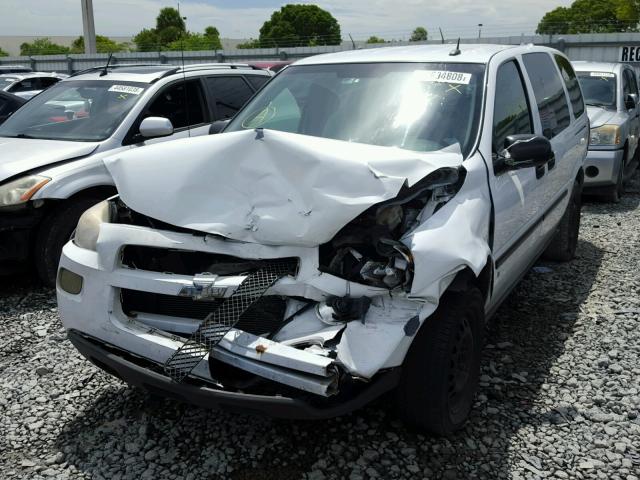 1GNDV13108D151008 - 2008 CHEVROLET UPLANDER WHITE photo 2