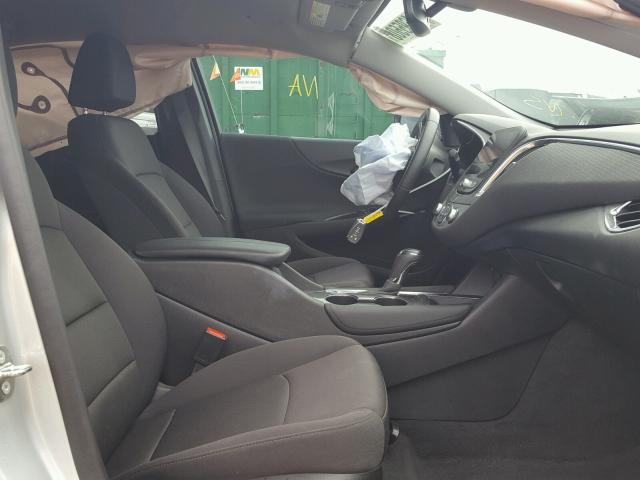 1G1ZJ5SU5HF270683 - 2017 CHEVROLET MALIBU HYB 银色 照片 5