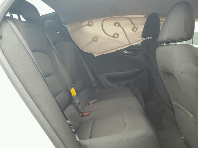 1G1ZJ5SU5HF270683 - 2017 CHEVROLET MALIBU HYB 银色 照片 6