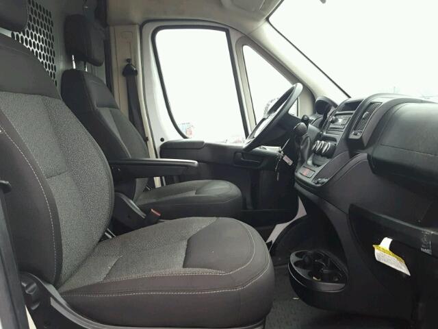 3C6TRVNG0GE108147 - 2016 RAM PROMASTER თეთრი ფოტო 5