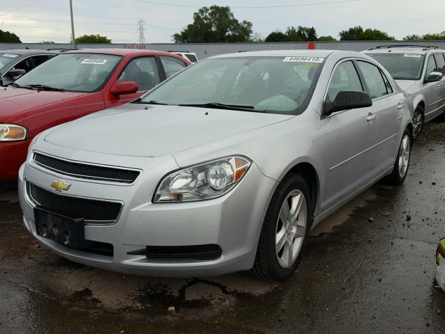 1G1ZB5E18BF304458 - 2011 CHEVROLET MALIBU LS Gümüş foto 2