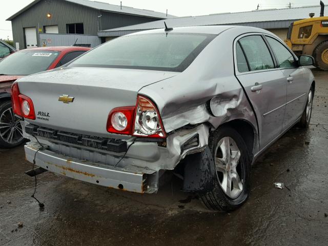 1G1ZB5E18BF304458 - 2011 CHEVROLET MALIBU LS Gümüş foto 4