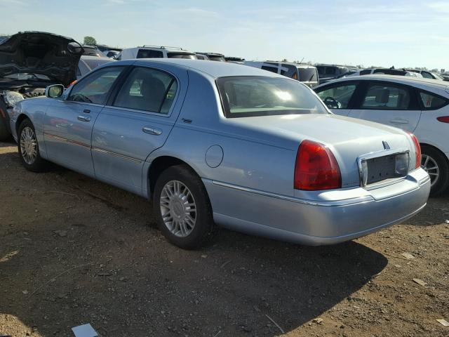 2LNHM82VX9X635932 - 2009 LINCOLN TOWN CAR BLUE photo 3