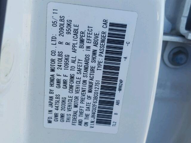 JH4CU2F63BC012751 - 2011 ACURA TSX WHITE photo 10