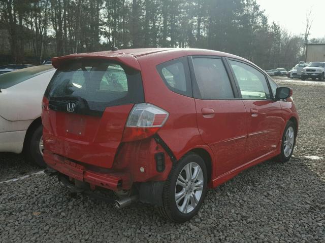 JHMGE8G58BS000138 - 2011 HONDA FIT RED photo 4