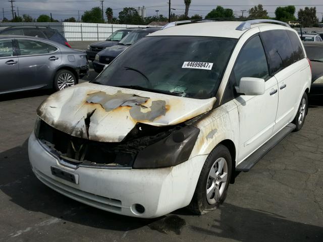 5N1BV28UX7N122922 - 2007 NISSAN QUEST S WHITE photo 2