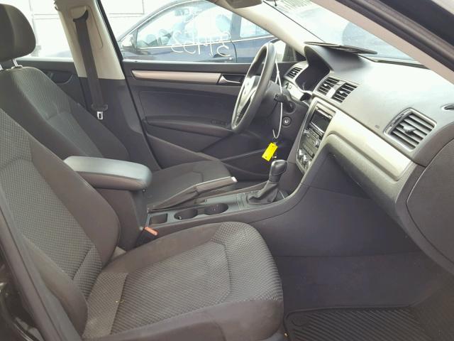 1VWAP7A32CC029730 - 2012 VOLKSWAGEN PASSAT S Negro foto 5