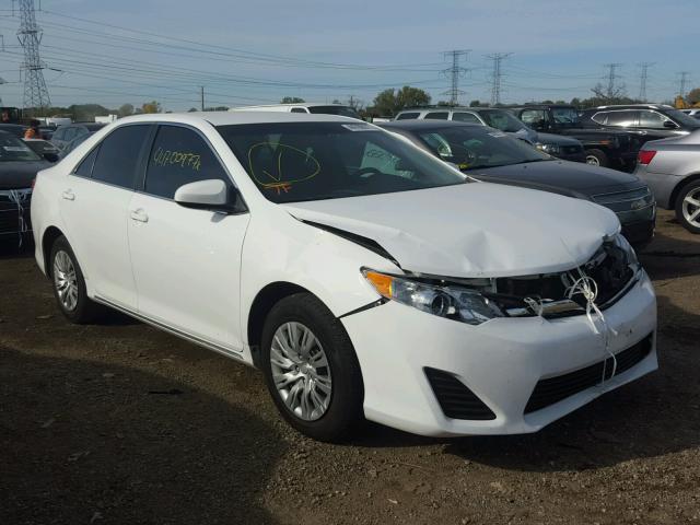 4T4BF1FK4CR270000 - 2012 TOYOTA CAMRY BASE WHITE photo 1