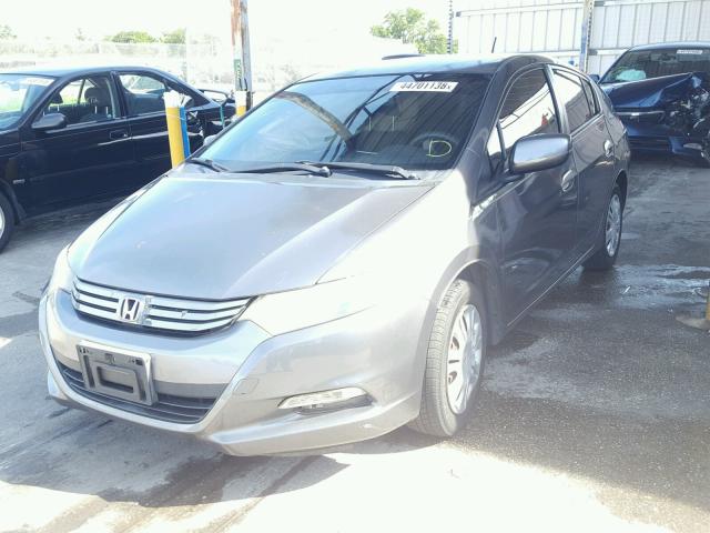 JHMZE2H52AS021425 - 2010 HONDA INSIGHT LX GRAY photo 2