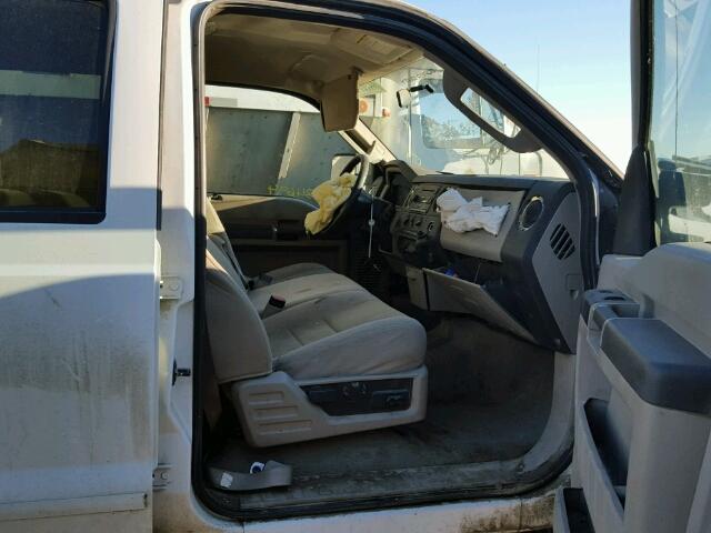 1FTWW31R08EA30654 - 2008 FORD F350 SRW S WHITE photo 5