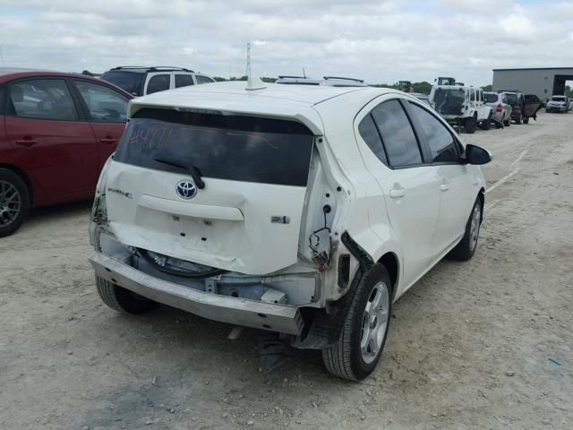 JTDKDTB31G1127589 - 2016 TOYOTA PRIUS C WHITE photo 4