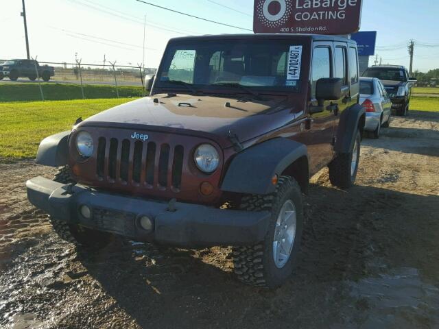 1J4GA39108L642697 - 2008 JEEP WRANGLER U RED photo 2