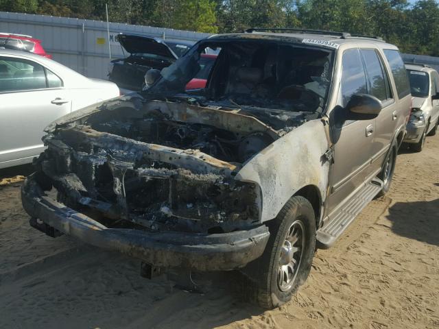 1FMRU17LX2LA40231 - 2002 FORD EXPEDITION BURN photo 2